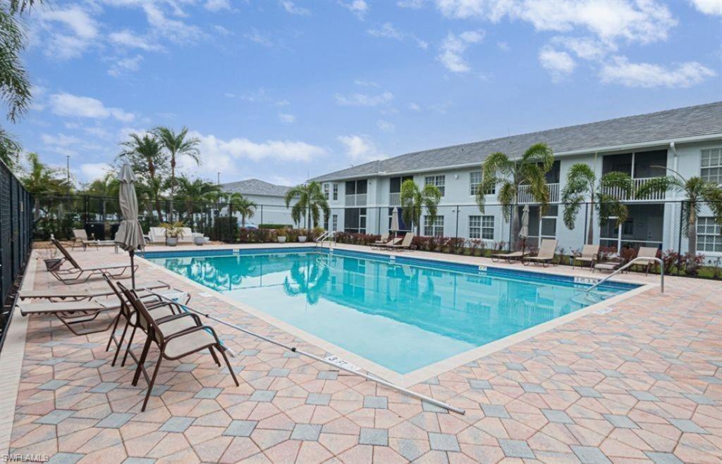 THE COVE AT SIX MILE - Residential