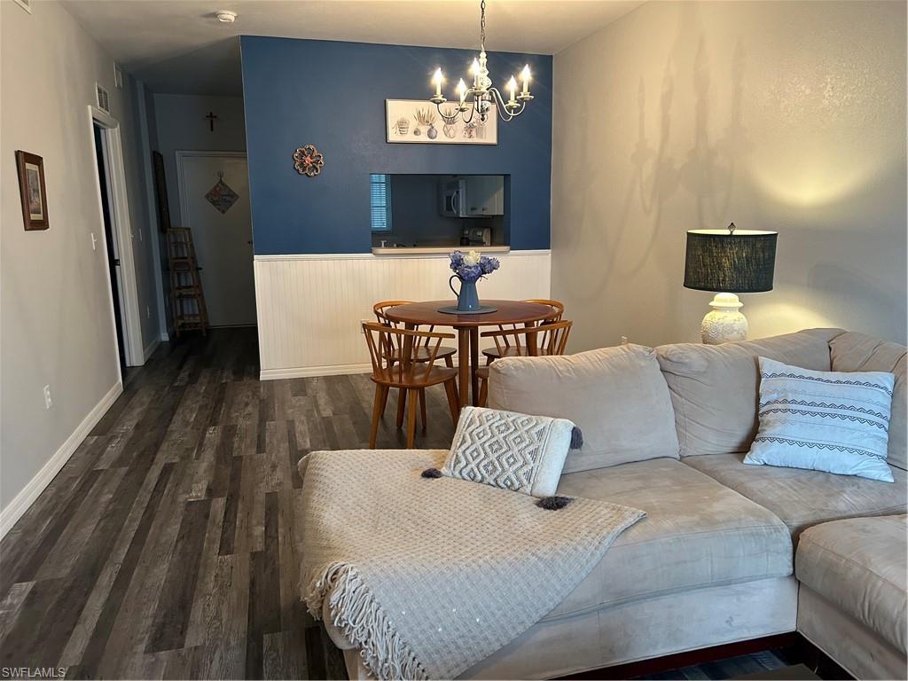 THE COVE AT SIX MILE - Residential