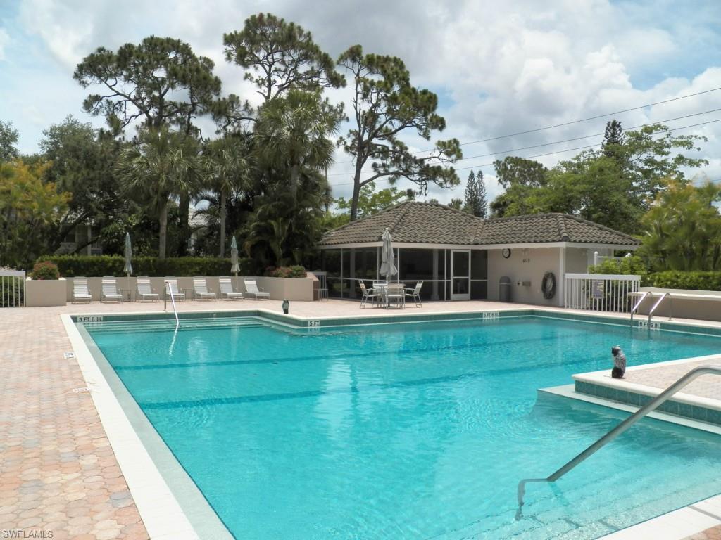 THE PINES - Residential