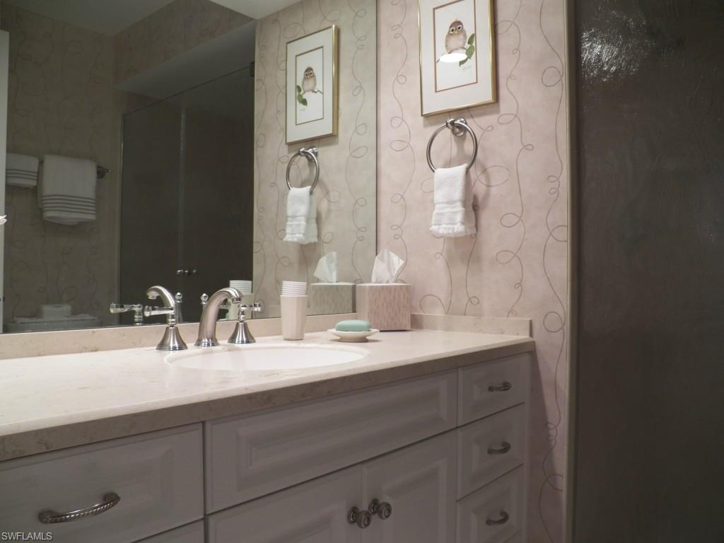 THE PINES - Residential