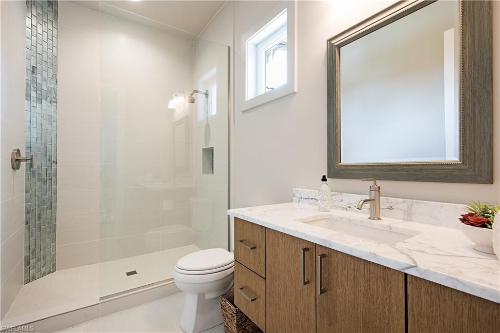 AQUALANE SHORES - Residential