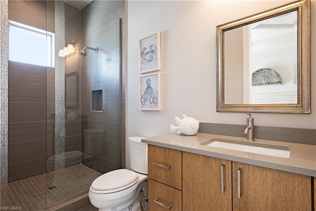 AQUALANE SHORES - Residential