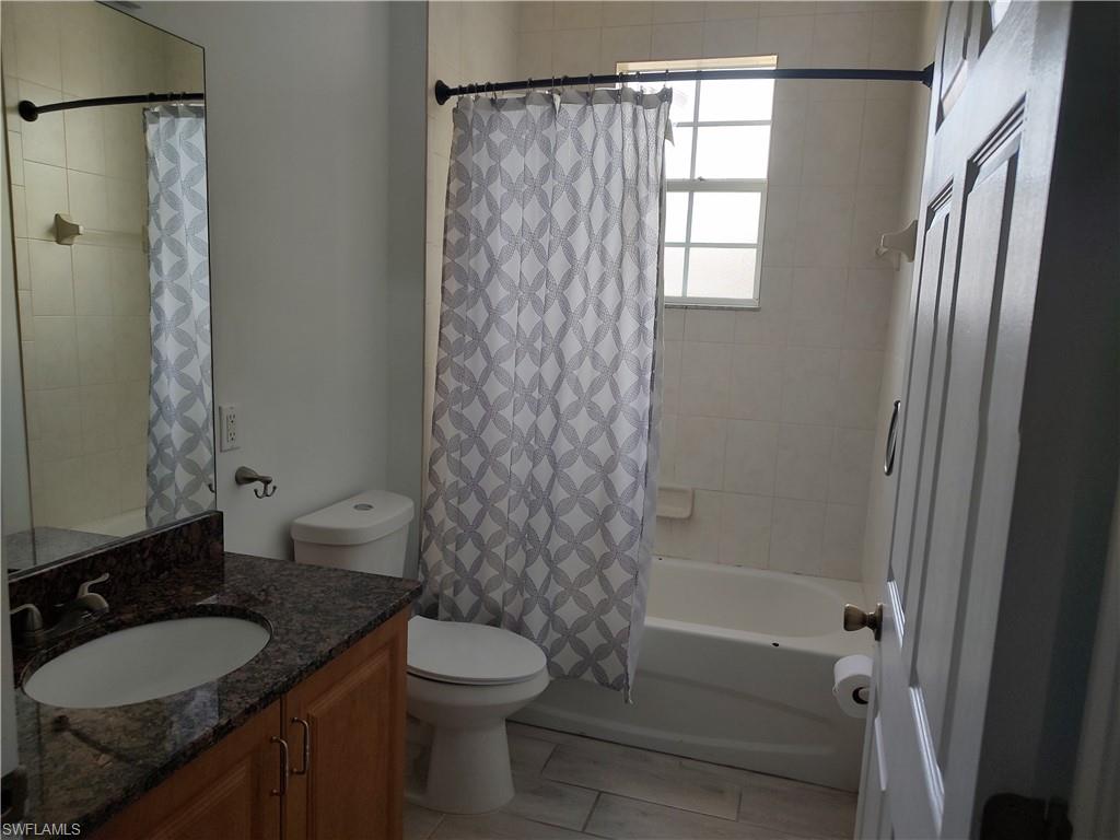 THE OAKS AT WHISKEY CREEK - Residential Lease