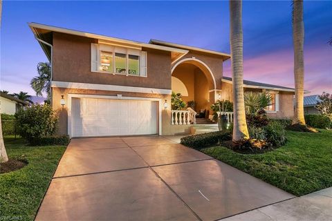 1770 Hummingbird CT MARCO ISLAND FL 34145