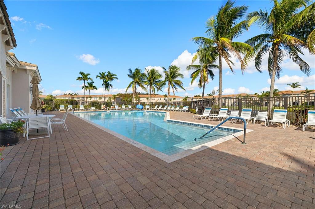 TOWNHOMES OF SAN SIMEON - Residential