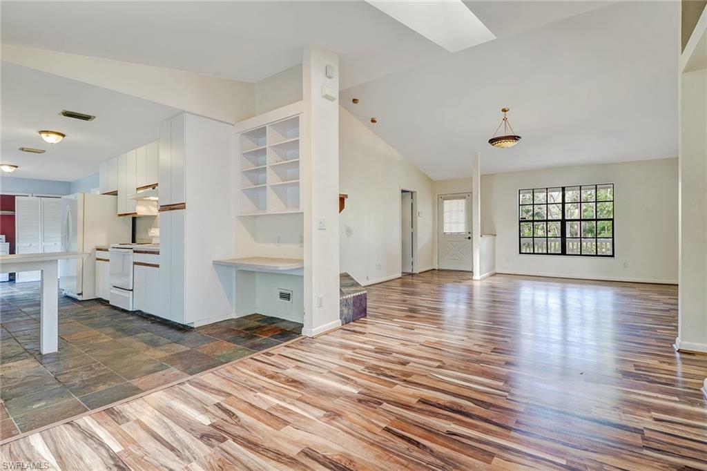 GOLDEN GATE ESTATES - Residential