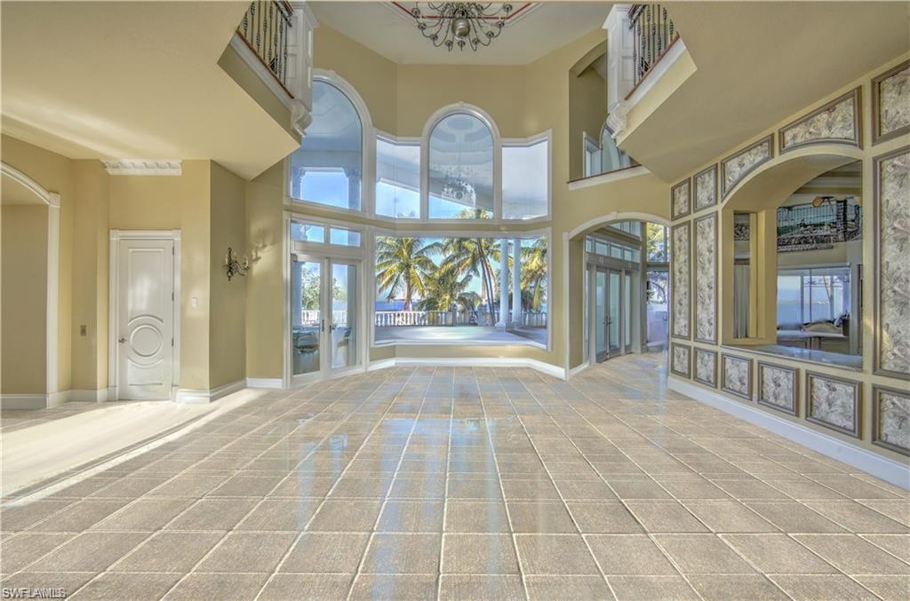 EDGEWATER - Residential