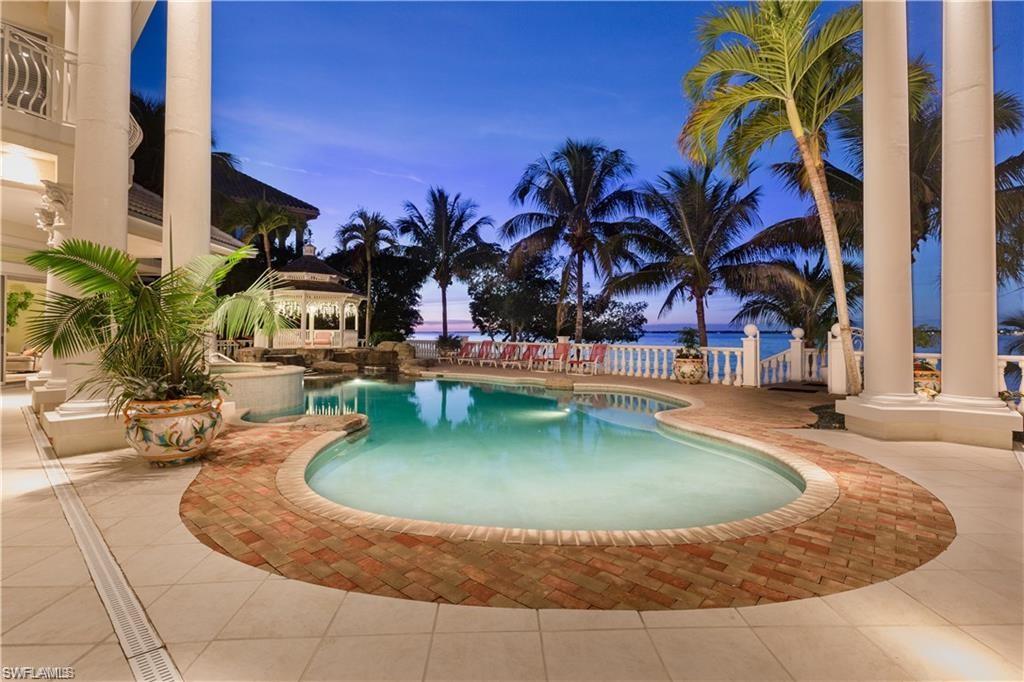 EDGEWATER - Residential