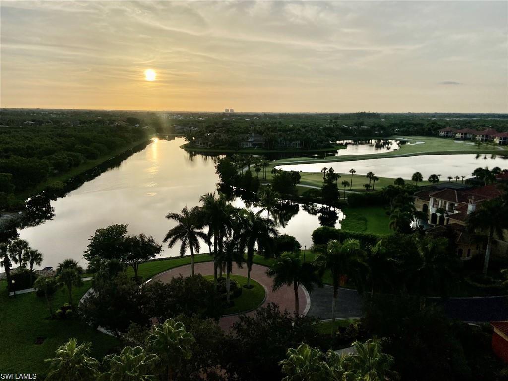 EDGEWATER - Residential