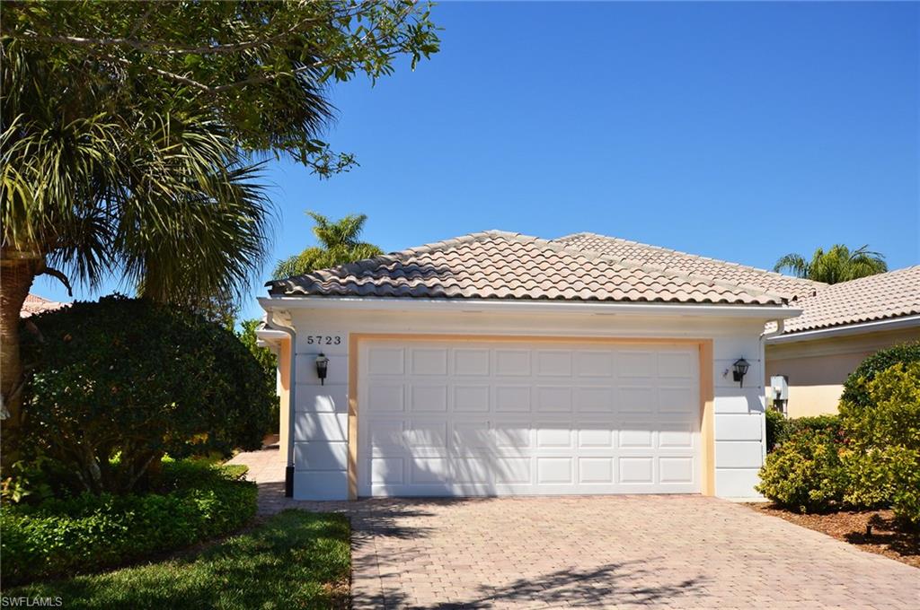 ISLAND WALK - Residential