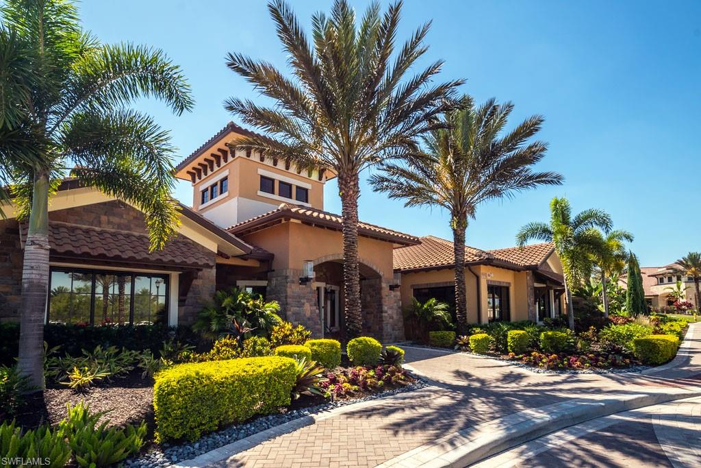 ESPLANADE - Residential