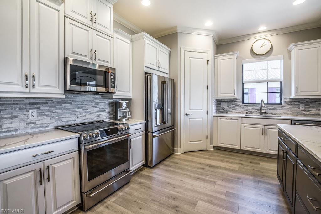 ESPLANADE - Residential