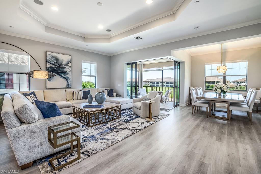 ESPLANADE - Residential