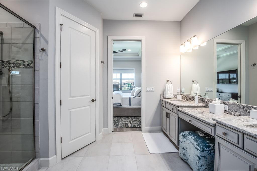 ESPLANADE - Residential