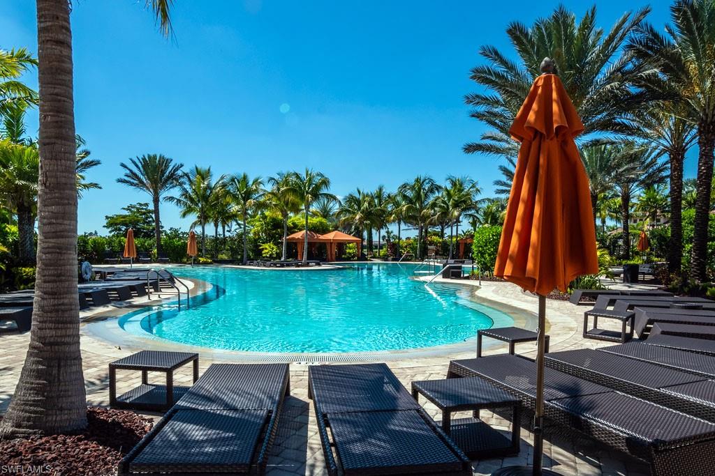 ESPLANADE - Residential