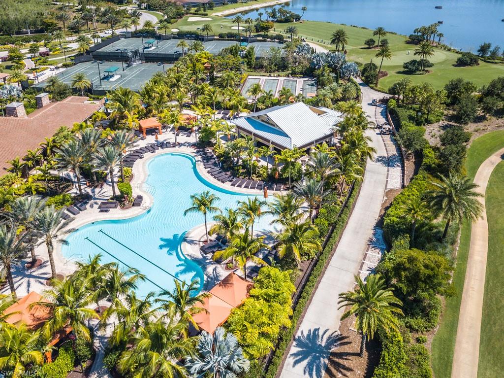 ESPLANADE - Residential