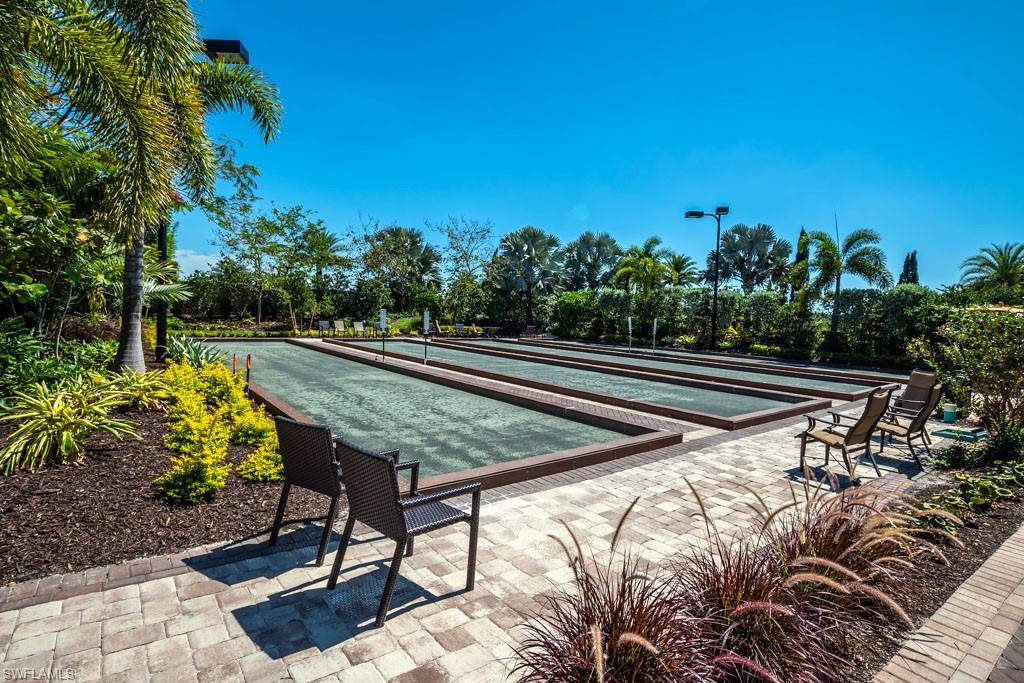 ESPLANADE - Residential