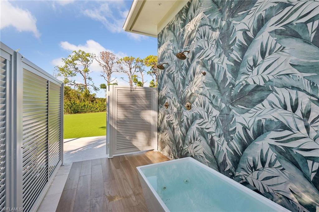 PINE RIDGE - Residential