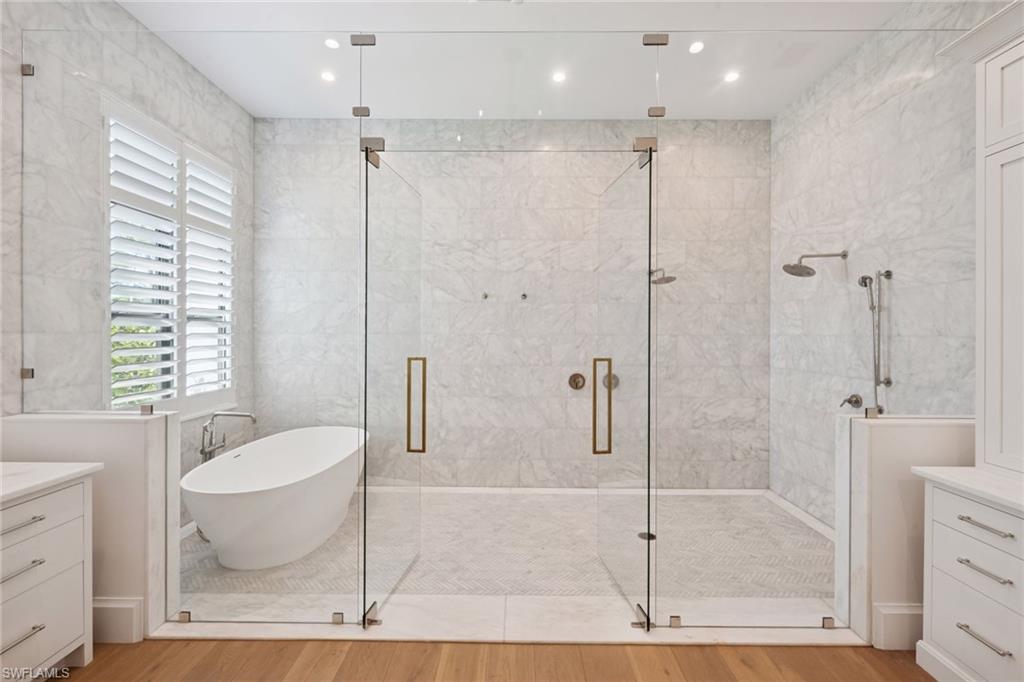 PINE RIDGE - Residential