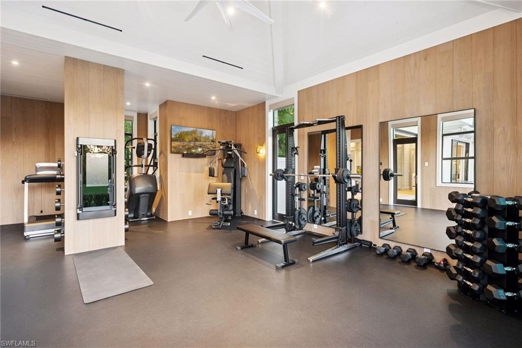 PINE RIDGE - Residential