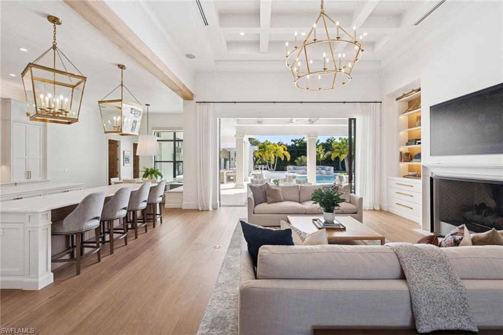 PINE RIDGE - Residential