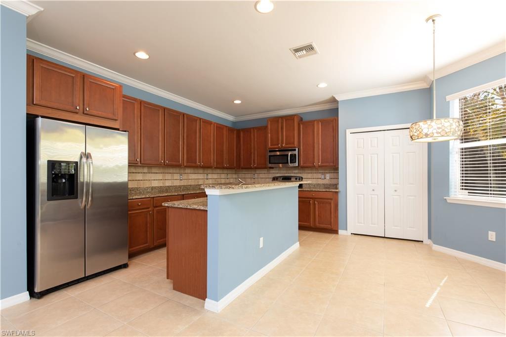 CATALINA ISLES - Residential