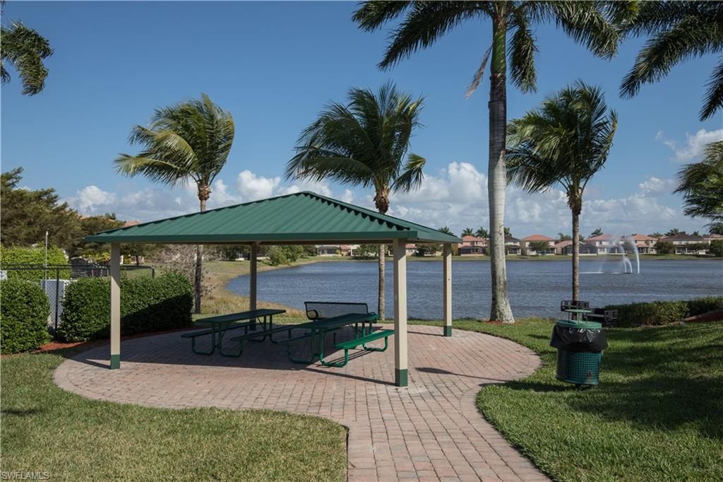 CATALINA ISLES - Residential