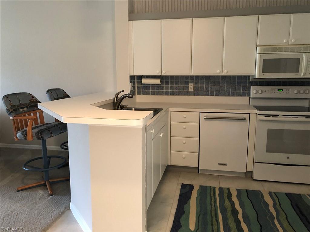 LIGHTHOUSE BAY - Residential