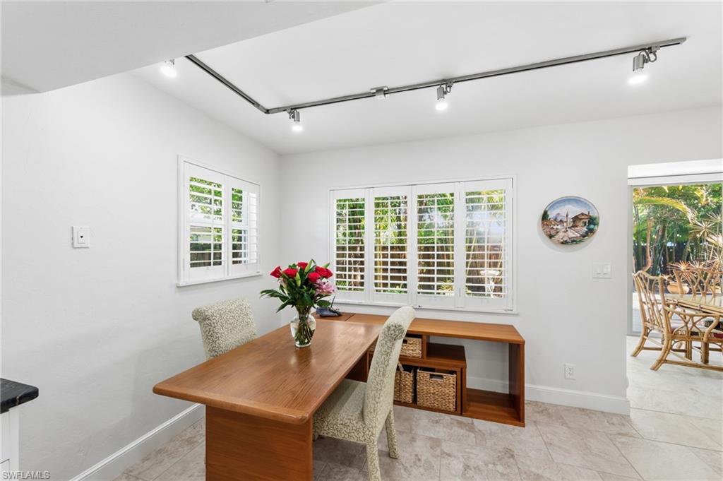 LAKEVIEW PINES - Residential