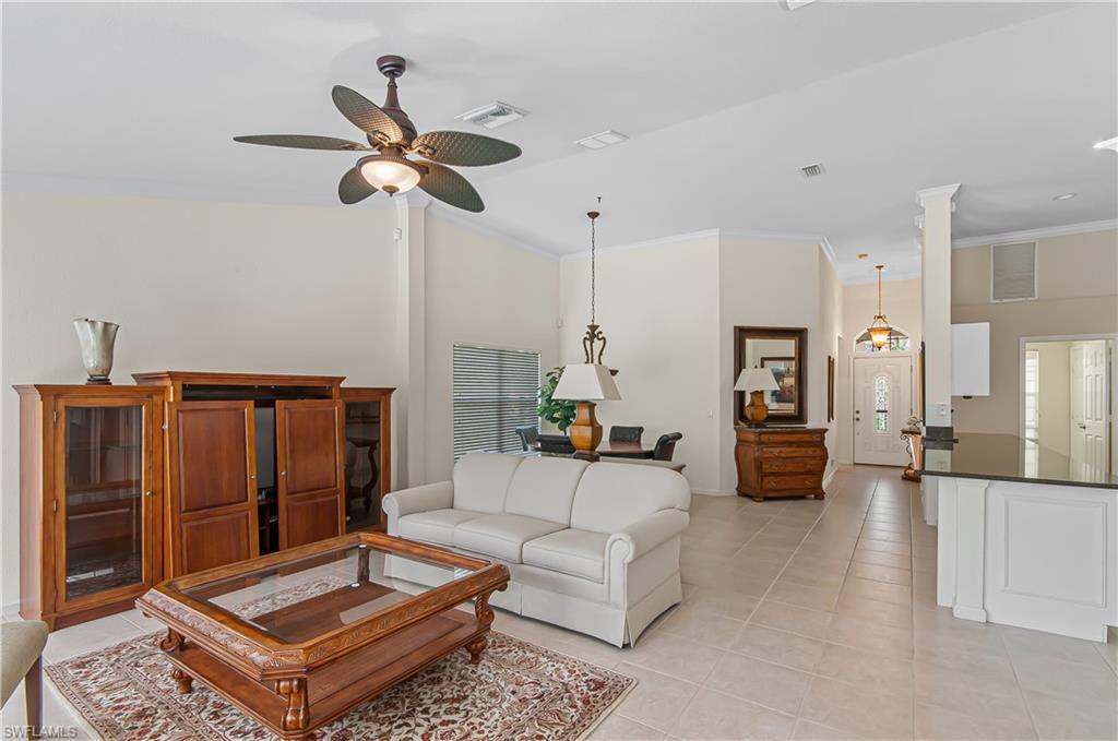 FOUNTAIN LAKES - Residential