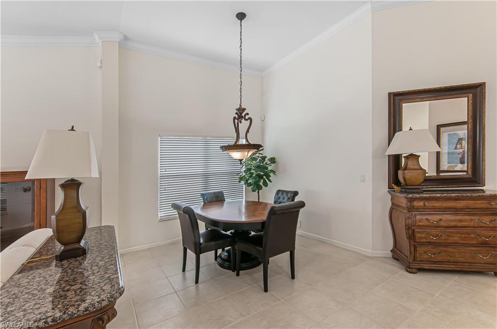 FOUNTAIN LAKES - Residential