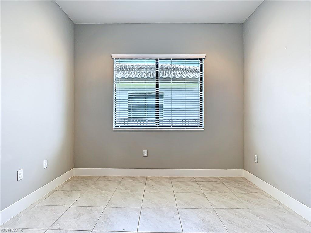 MAPLE RIDGE - Residential Lease