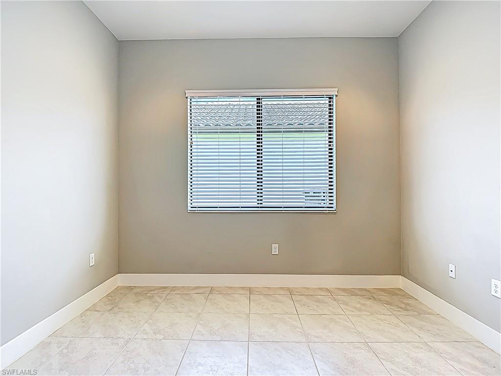 MAPLE RIDGE - Residential Lease