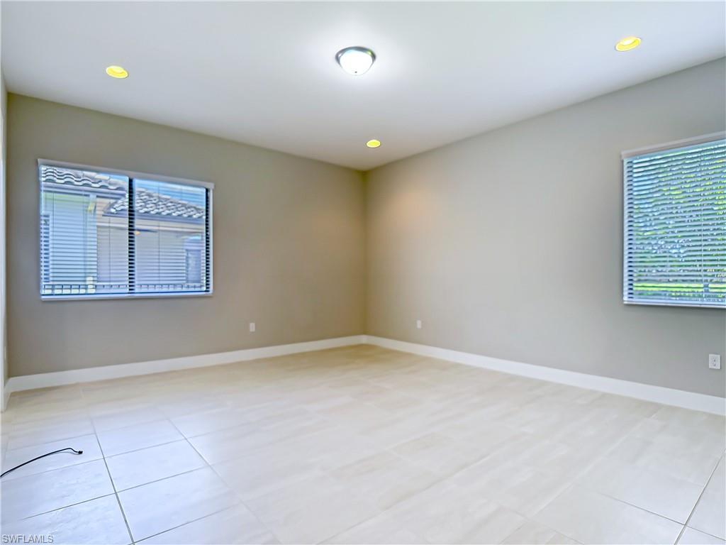 MAPLE RIDGE - Residential Lease