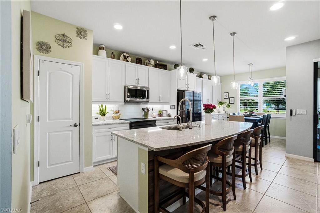 AVALON PARK - Residential