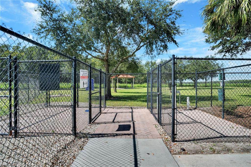 AVALON PARK - Residential