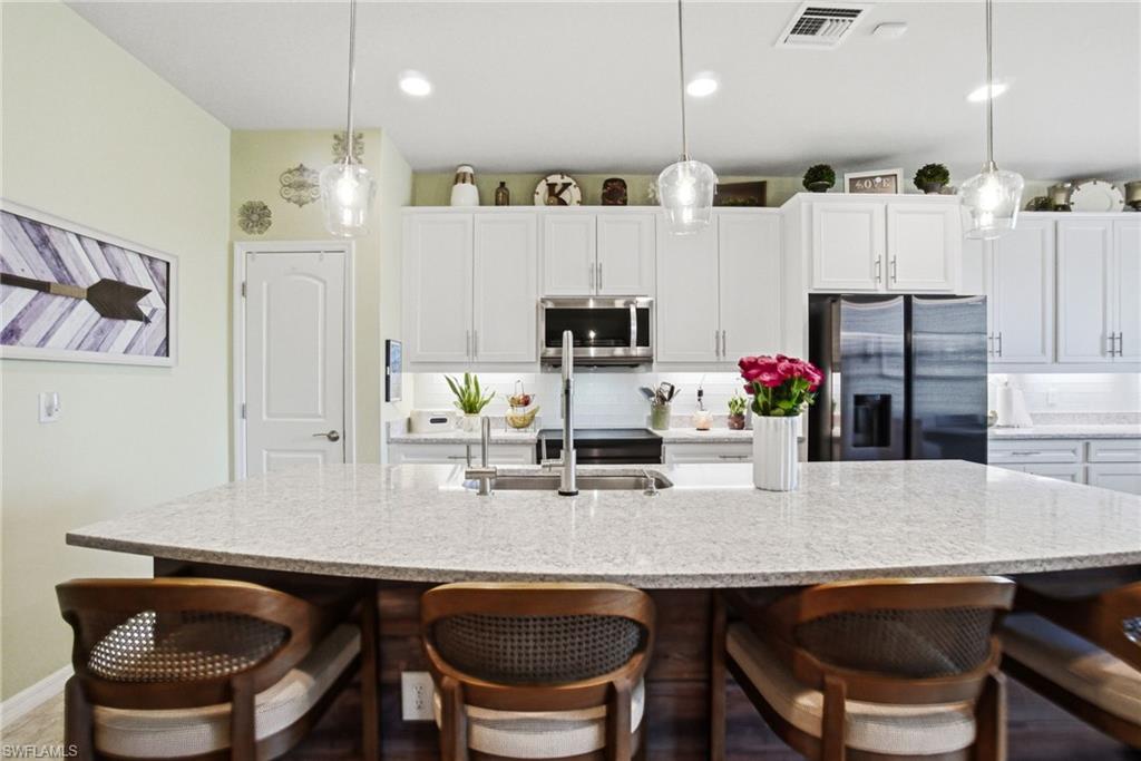 AVALON PARK - Residential