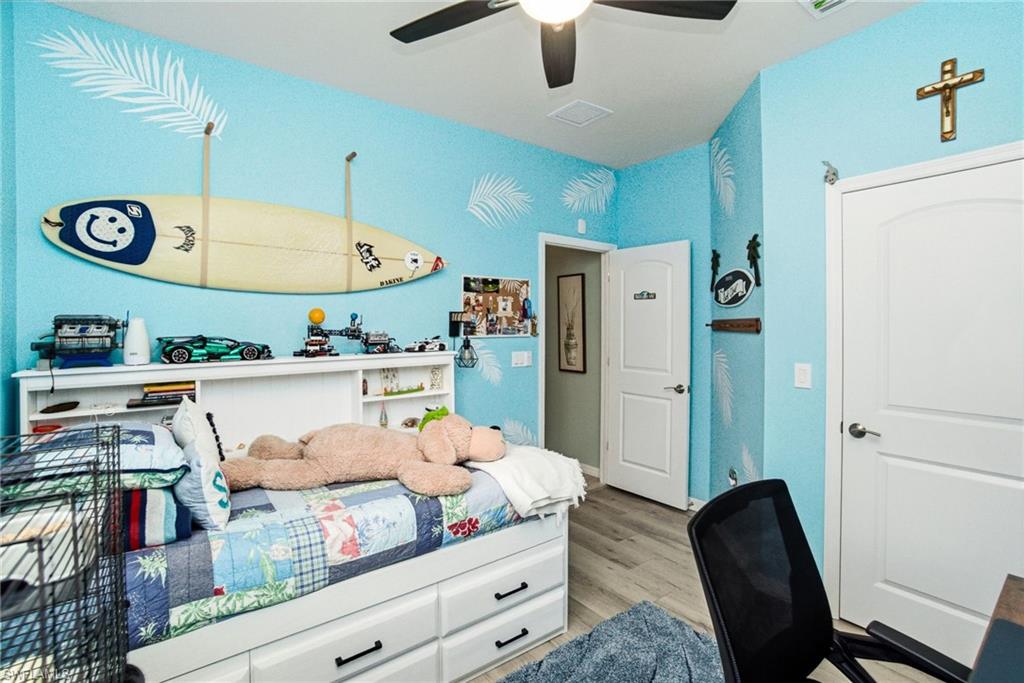 AVALON PARK - Residential