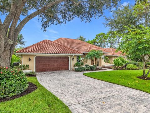 6806 Wellington DR NAPLES FL 34109
