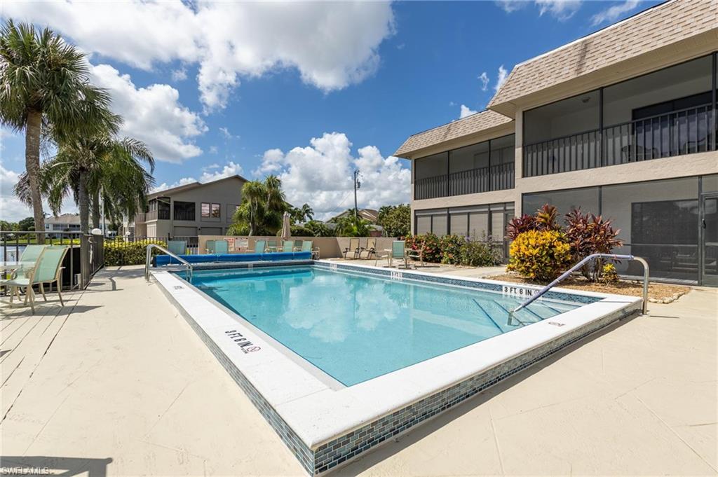 BRENSON MAR CONDO - Residential