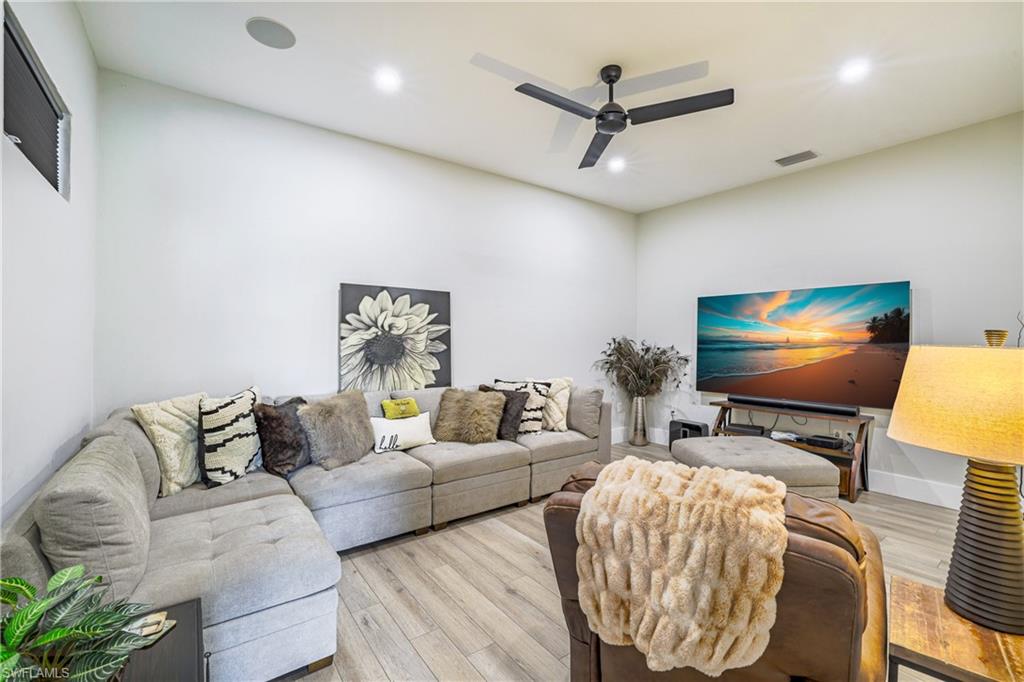 GOLDEN GATE ESTATES - Residential