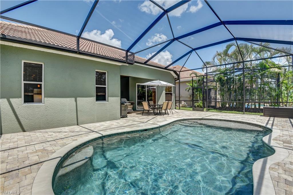 STONEYBROOK - Residential