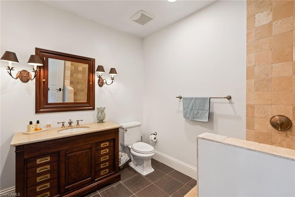 PARK SHORE - Residential