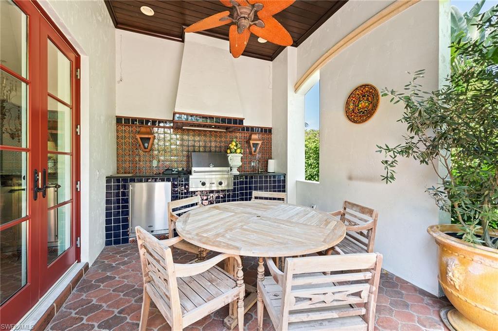 PARK SHORE - Residential