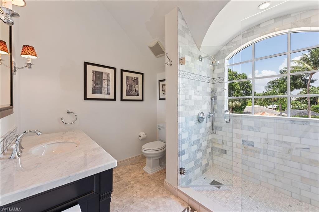 PARK SHORE - Residential