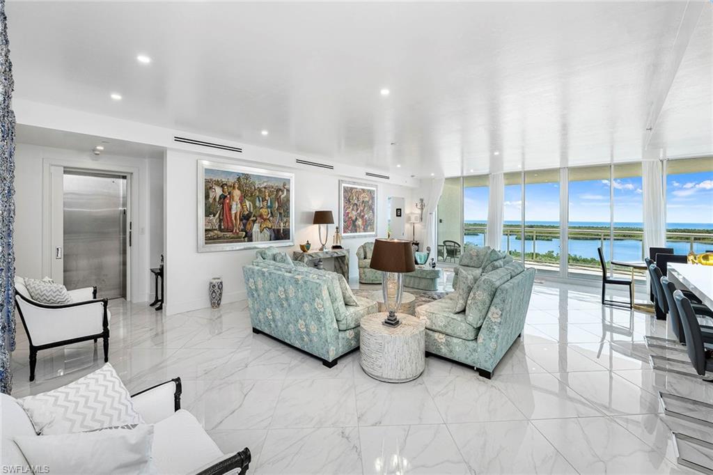 KALEA BAY TOWER 400 - Residential