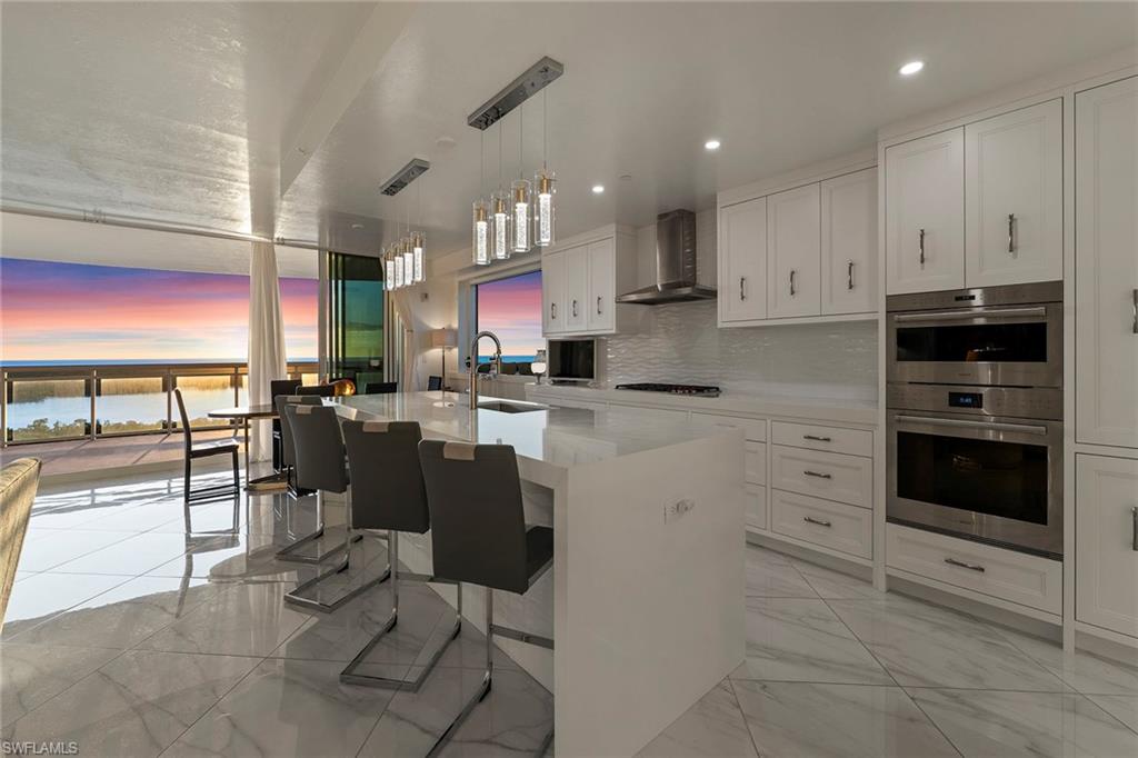 KALEA BAY TOWER 400 - Residential