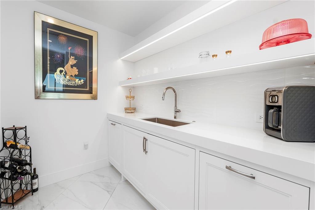 KALEA BAY TOWER 400 - Residential