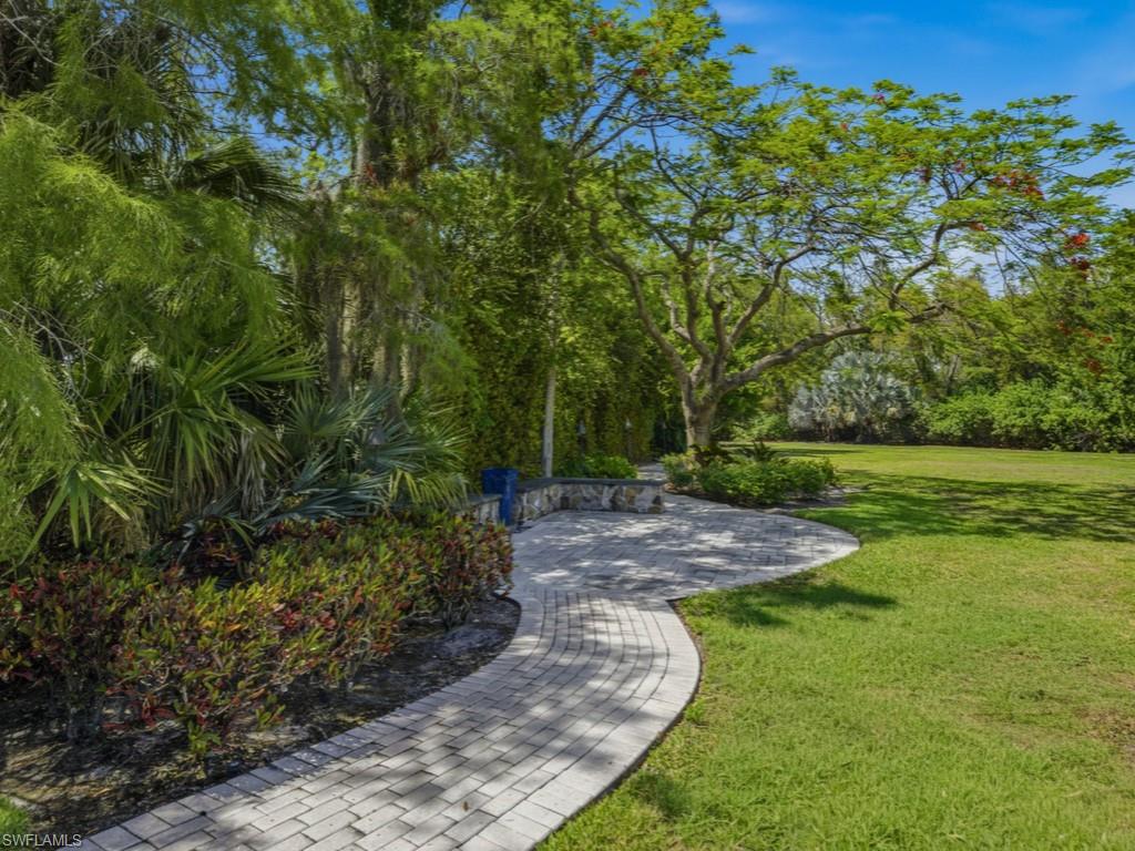 LIVINGSTON WOODS - Residential
