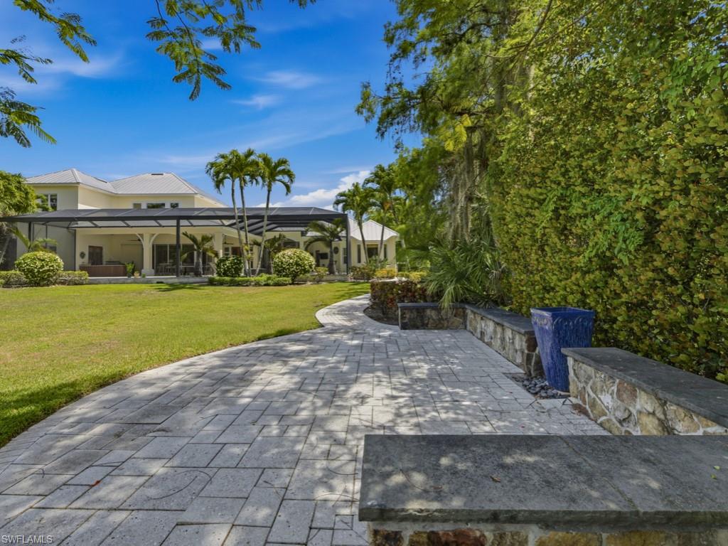 LIVINGSTON WOODS - Residential